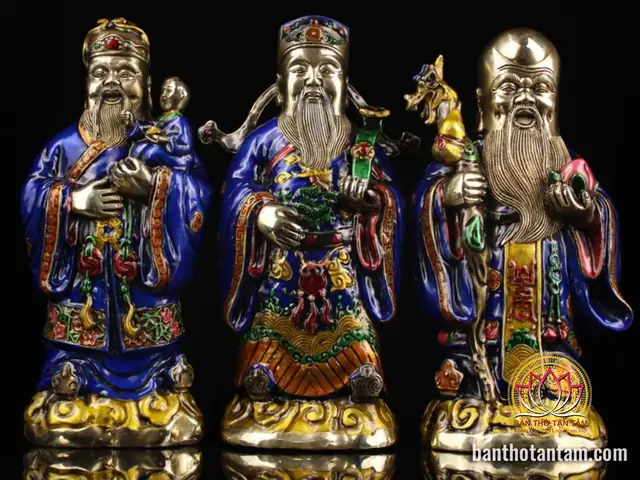 Bàn Thờ Thần Tài Có 3 Ông Gồm Có Ai, Ý Nghĩa, Cách Đặt | Bàn Thờ Tận ...