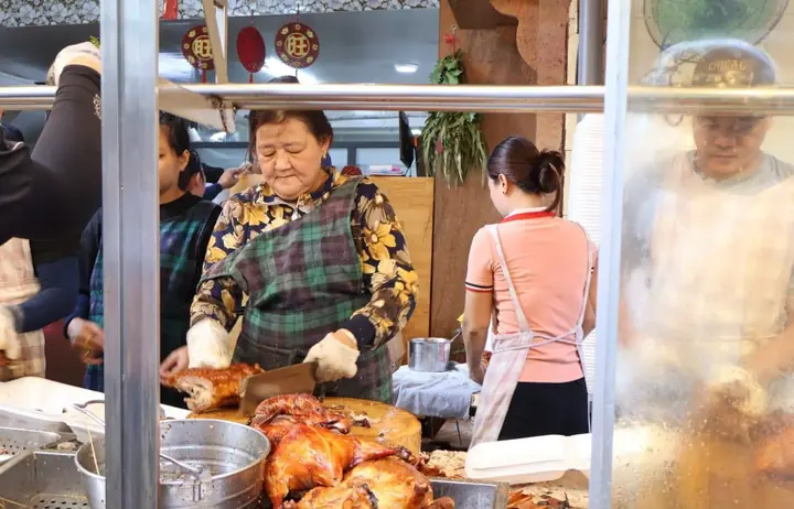 Cẩm Nang Chuẩn Bị Mâm Cúng Thần Tài Ngày Rằm Tháng Giêng Đầy Đủ Nhất