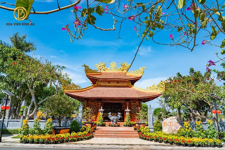 Cúng Thanh Minh Ngày Nào? Cẩm Nang Chi Tiết Về Lễ Tảo Mùa Xuân