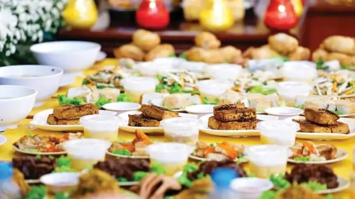 Cúng Thí Thực Là Gì? Nguồn Gốc, Ý Nghĩa Và Cách Thực Hành Đúng