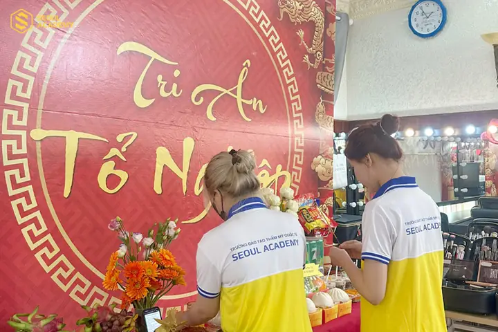 Cẩm Nang Lễ Cúng Tổ Nghề Spa: Ngày Giỗ, Mâm Ngũ Quả Và Văn Khấn Chi Tiết