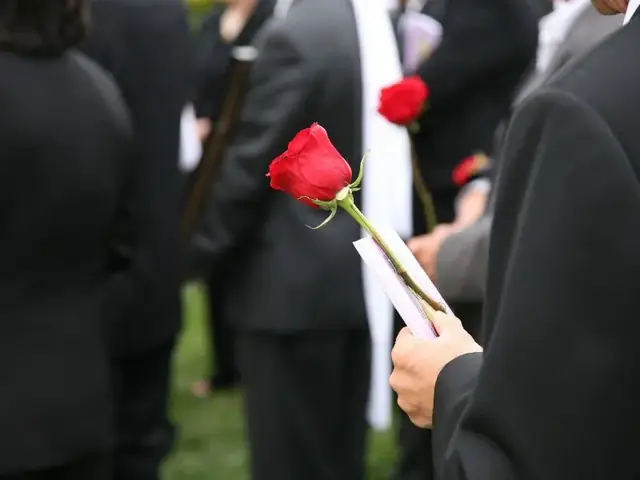 Cúng Xả Tang Là Gì? Cẩm Nang Chi Tiết Về Nghi Lễ Và Bài Văn Khấn Chuẩn Nhất