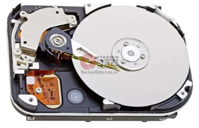 Cứu Dữ Liệu Ổ Cứng Chết Cơ, Lỗi Vật Lý Hỏng Đầu Đọc