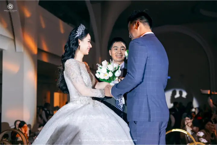 Cách Tổ Chức Đám Cưới Ấm Cúng: Cẩm Nang Chi Tiết Cho Ngày Trọng Đại Đáng Nhớ