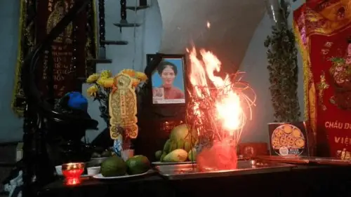 Bát Hương Người Mới Mất Bốc Cháy? Cần Hóa Giải Ngay! - Gốm Bát ...