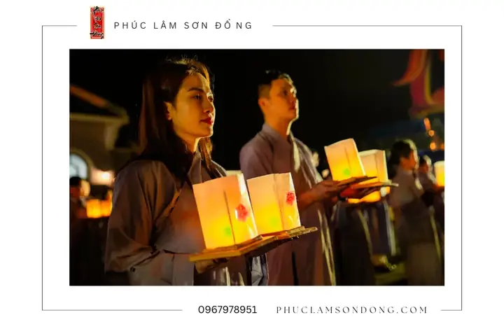 Ý Nghĩa Của Việc Dâng Đèn Cúng Phật