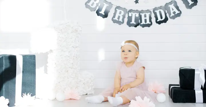 Những Món Cần Thiết Trong Mâm Cúng Thôi Nôi Cho Bé Gái