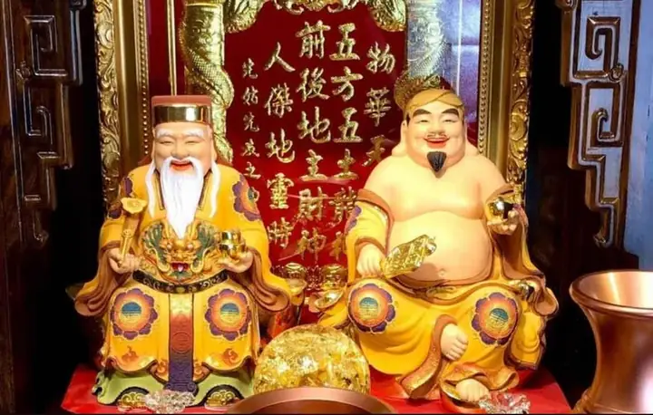 Dù Trong Nhà Hay Cửa Hàng, Chớ Đặt Bàn Thờ Thần Tài Ở Những Vị Trí ...