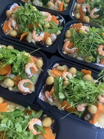 Xu Hướng Cỗ Cúng Rằm Tháng Giêng 2026: Đâu Là Lý Do Set Bánh Ngọt Và Mâm Cỗ Chay Lên Ngôi?