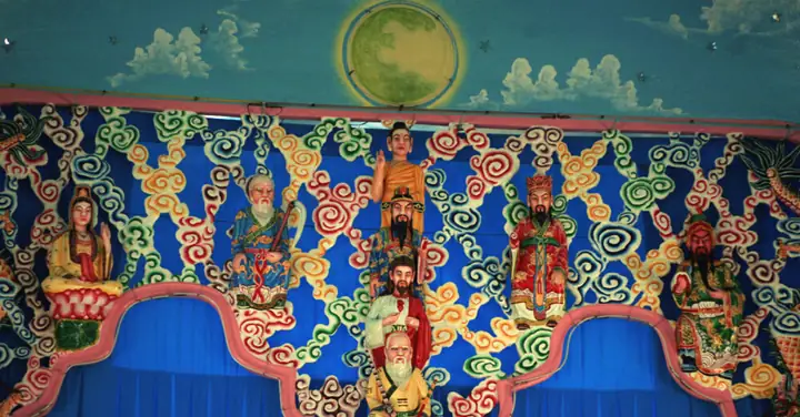 Bốn Lý Do Tôi Quan Tâm Đến Tôn Giáo, Dù Không Theo Đạo Nào