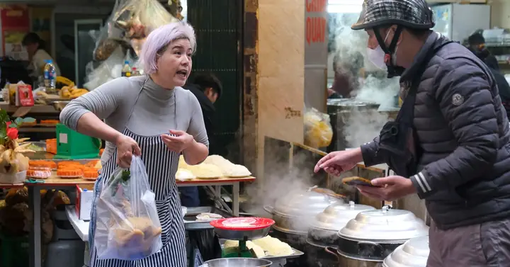 Hà Nội: Cá Chép, Đồ Cúng Ông Công, Ông Táo Được 'săn Đón' - Tuổi ...