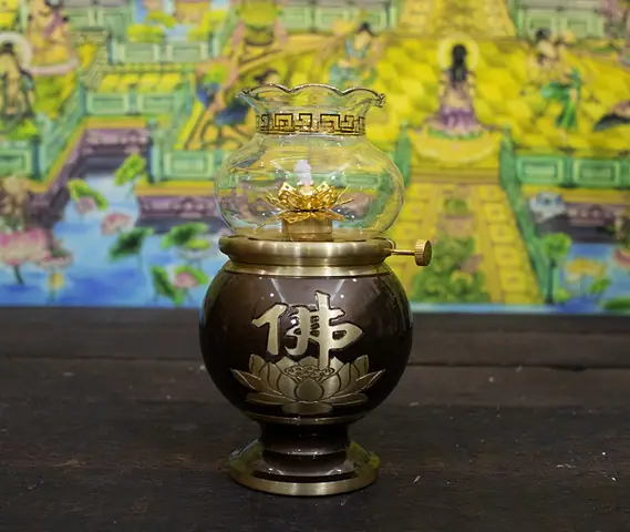 Top 10 Loại Đèn Dầu Cúng Phật Tốt Nhất, An Toàn Và Bền Bỉ Năm 2026