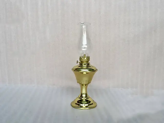 Top Đèn Dầu Thờ Cúng Bằng Đồng Nổi Bật: Review Chi Tiết & Lời Khuyên Chọn Mua