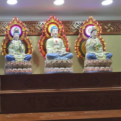 Một Số Mẫu Đèn Hào Quang Phật Mới Nhất: