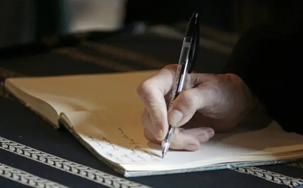 Sản Thờ Cúng Có Bán Được Không? Quy Định Pháp Lý Và Những Điều Cần Biết