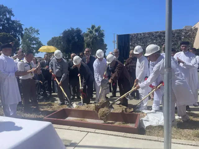 Động Thổ Trùng Tu Thánh Thất Và Điện Thờ Phật Mẫu Orange