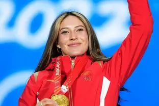 Đánh Giá Chi Tiết Zing Tv: Phim Hay, Anime Hay Và Những Điều Bạn Cần Biết