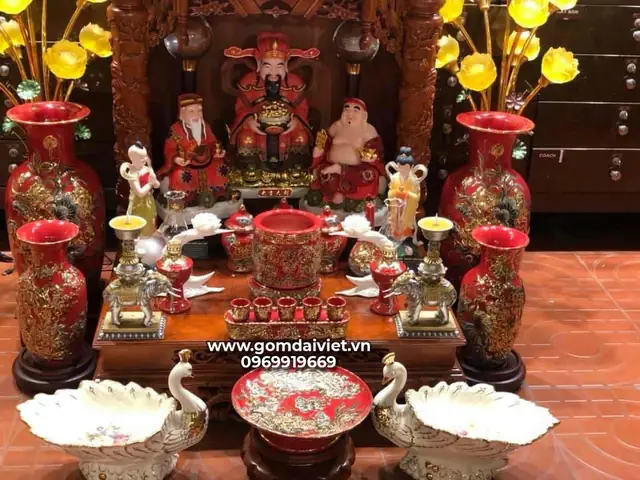 Đồ Cúng Thần Tài Có Đốt Không? Giải Đáp Chi Tiết Và Hướng Dẫn Cúng Kiếng Đúng Phong Tục