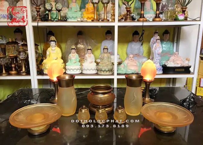 Đánh Giá Chi Tiết: Top 4 Bộ Đồ Thờ Cúng Bằng Lưu Ly Bọc Đồng Cao Cấp