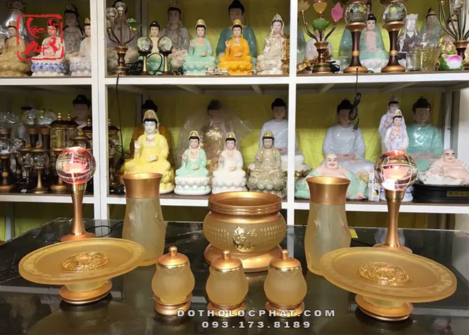 Đánh Giá Chi Tiết: Top 4 Bộ Đồ Thờ Cúng Bằng Lưu Ly Bọc Đồng Cao Cấp