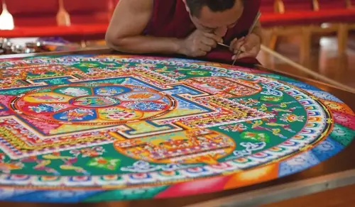 Đôi Mạn Đà La Thờ Cúng: Ý Nghĩa, Cách Bày Trí & Vị Trí Hợp Lý