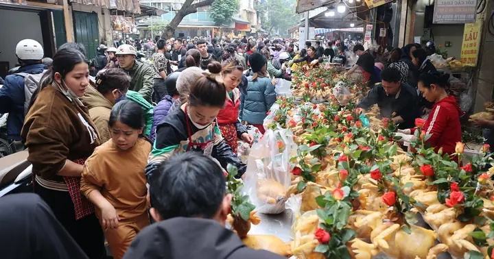 Top 5+ Kinh Nghiệm Chọn Và Luộc Gà Cúng 30 Tết Đẹp Mắt, Da Vàng Giòn