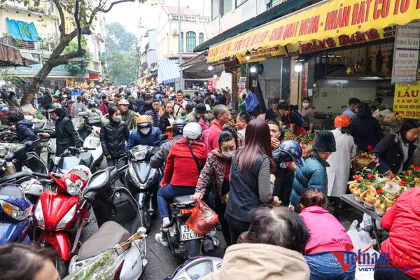 Đánh Giá Chi Tiết Gà Cúng Chợ Hàng Bè: Nguồn Cung Uy Tín Hay Chỉ Là Lời Đồn?