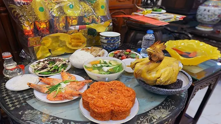 Nghệ Thuật Chọn Và Trình Bày Gà Cúng Giao Thừa: Cẩm Nang Toàn Tập Cho Mâm Cơm Ngày Tết