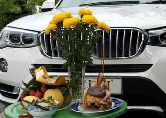 Đánh Giá Dịch Vụ Đặt Gà Cúng Quận 7: Top 5 Đơn Vị Uy Tín Và Kinh Nghiệm Chọn Mua Chuẩn Nhất