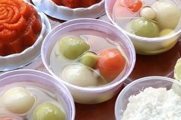 Ý Nghĩa Và Cách Thức Sử Dụng Gạo Muối Trong Lễ Cúng Đầy Tháng Cho Bé