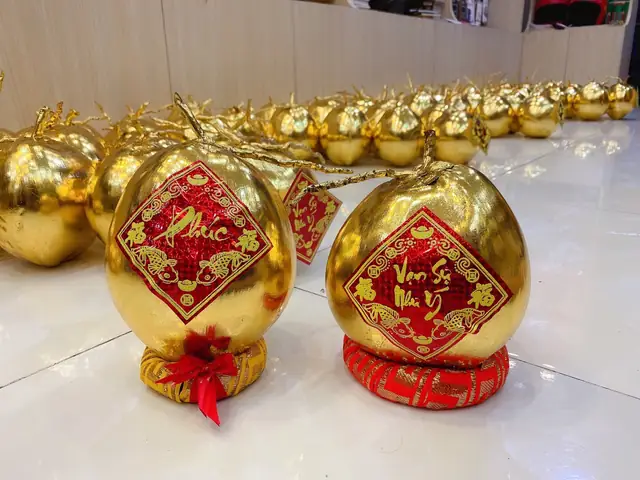 Dừa Dát Vàng 24k Chưng Tết - Dừa Tài Lộc - Dừa Phúc Lộc Thọ