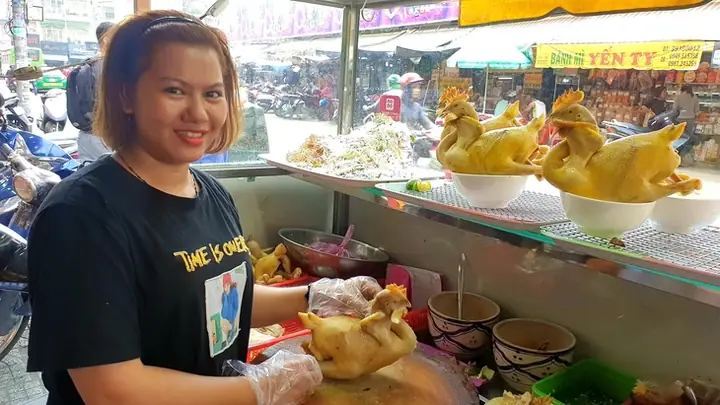 Top 5 Món Gà Cúng Tết: Giá Bao Nhiêu, Mua Ở Đâu Uy Tín?