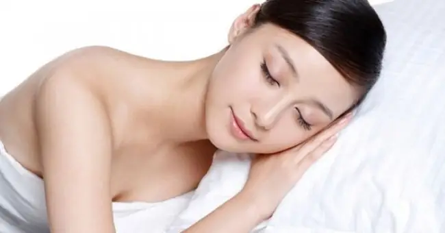 Giải Mã Giấc Mơ Trắng Đen: Nguyên Nhân Khoa Học Và Ý Nghĩa Tâm Linh Bạn Cần Biết