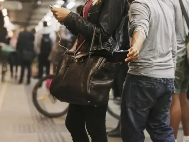 Giải Mã Giấc Mơ Bị Mất Đồ: Những Thông Điệp Sâu Sắc Từ Tiềm Thức