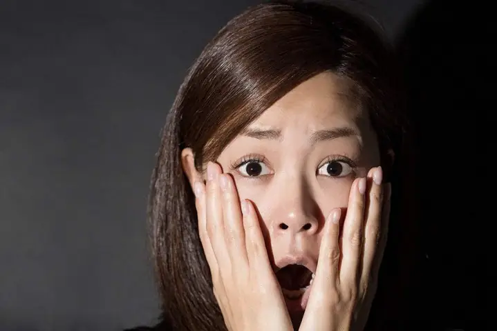 Giải Mã Giấc Mơ Bị Rụng Răng: Điềm Báo Gì Và Nên Làm Gì?