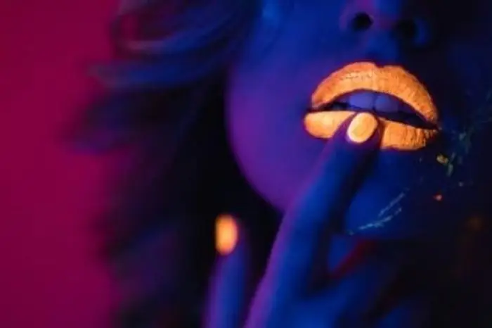 Giải Mã Giấc Mơ Chảy Máu Răng: Điềm Báo Gì Và Những Con Số May Mắn