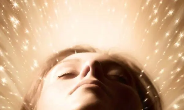 Giải Mã Giấc Mơ Đám Cưới Của Chính Mình: Những Bí Ẩn Tâm Lý Đằng Sau Giấc Mộng Đêm Hè