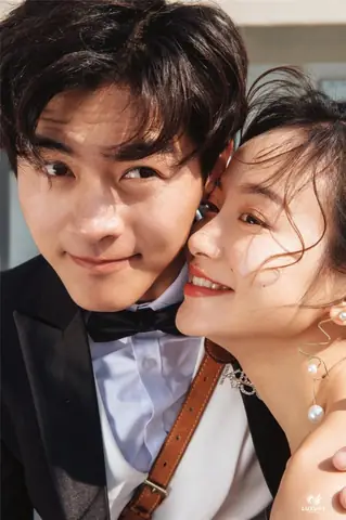 Giải Mã Giấc Mơ Đám Cưới Của Chính Mình: Những Bí Ẩn Tâm Lý Đằng Sau Giấc Mộng Đêm Hè