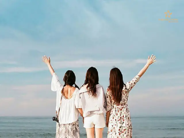 Giải Mã Giấc Mơ Gặp Bạn Học Cũ: Điềm Báo Và Ý Nghĩa Thực Sự