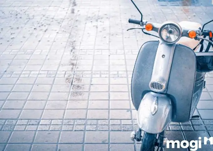 Giải Mã Giấc Mơ Mất Xe Máy: Điềm Báo Gì & Nên Đánh Con Gì?