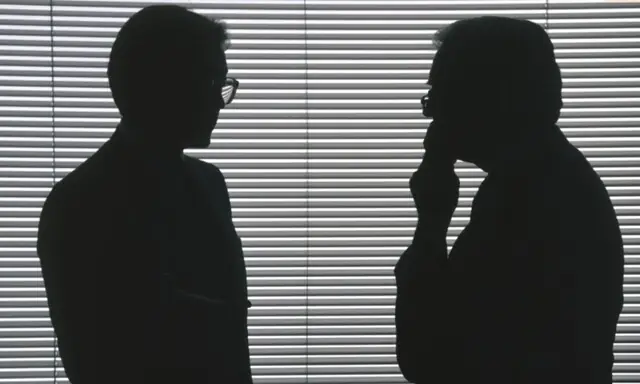 Giải Mã Giấc Mơ Thấy Người Chết: Điềm Báo Gì Và Con Số May Mắn