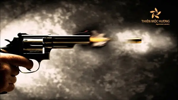 Giải Mã Giấc Mơ Thấy Bắn Nhau: Điềm Báo Gì Và Những Con Số May Mắn?