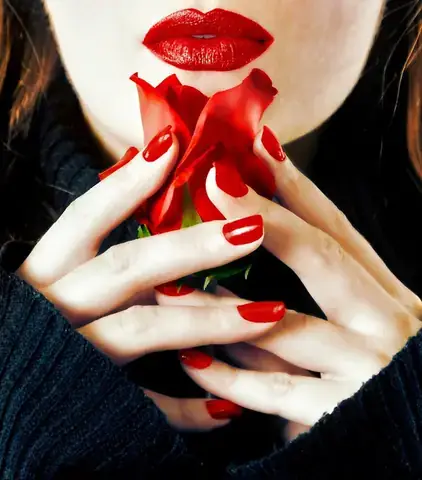 Giải Mã Giấc Mơ Thấy Bướm Phụ Nữ: Điềm Báo Gì & Nên Đánh Con Nào?