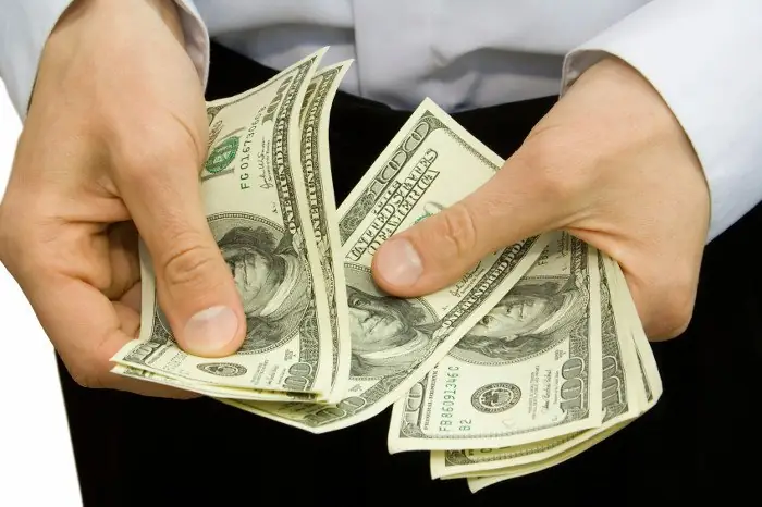 Giải Mã Giấc Mơ Thấy Đếm Tiền: Điềm Báo Và Những Con Số May Mắn Ẩn Sau