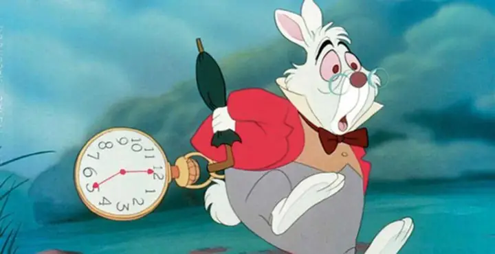 Giải Mã Giấc Mơ Thấy Đi Thi Muộn: Những Thông Điệp Sâu Sắc Từ Tiềm Thức