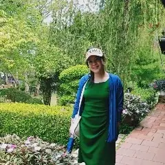 Giải Mã Giấc Mơ Thấy Con Gái Mình Có Bầu: Điềm Báo Hay Nỗi Lo Tiềm Thức?