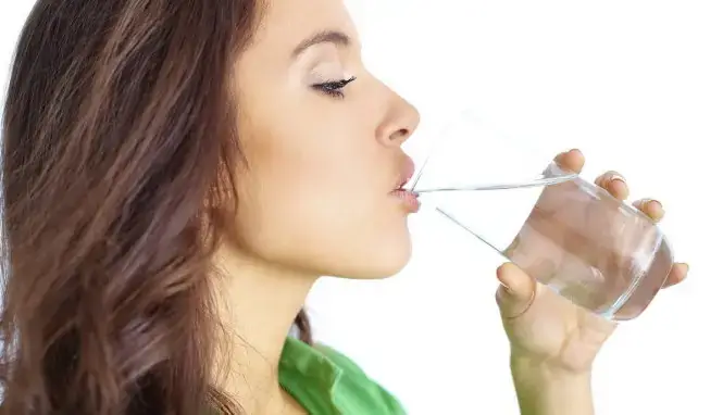 Giải Mã Giấc Mơ Thấy Khát Nước: Điềm Báo Gì Và Cách Hóa Giải An Lành