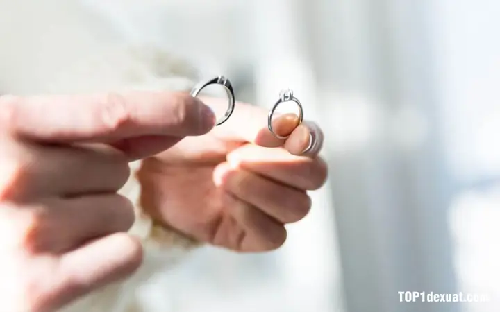 Giải Mã Giấc Mơ Thấy Mất Nhẫn Cưới: Gợi Ý Ý Nghĩa Đằng Sau