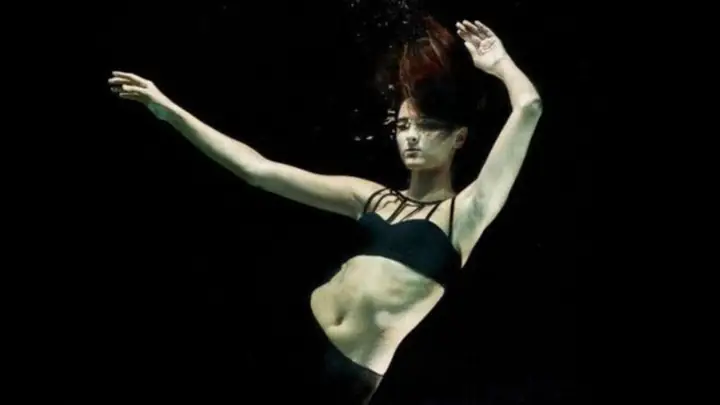 Giải Mã Giấc Mơ Thấy Người Thân Chết Đuối: Ý Nghĩa Tâm Linh Và Những Con Số May Mắn