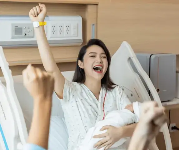 Giải Mã Giấc Mơ Thấy Người Thân Sinh Em Bé: Thông Điệp Ẩn Sâu Trong Tiềm Thức